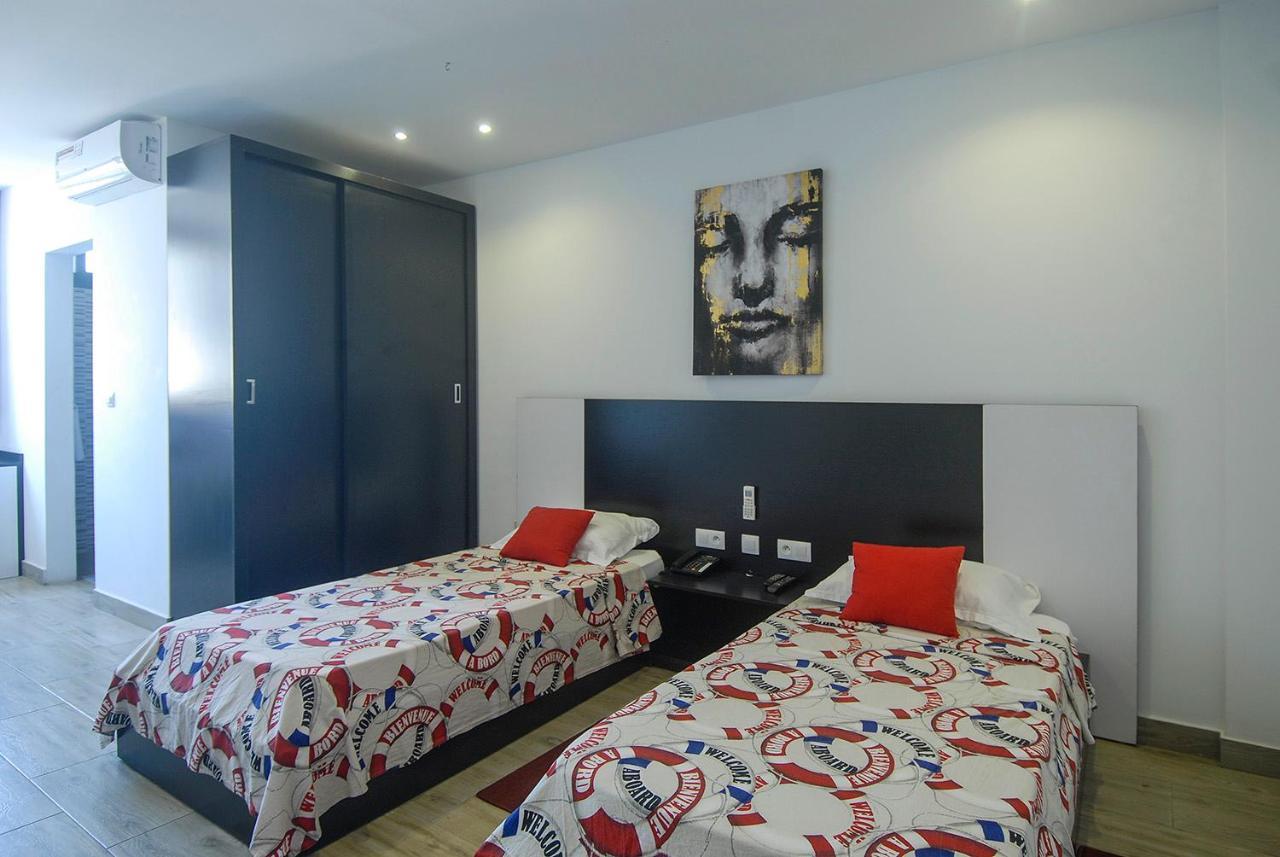 דקר Hotel Clair De Lune מראה חיצוני תמונה